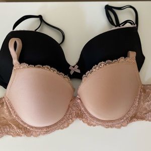 Victoria's Secret bras 34B